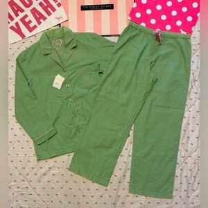 VICTORIA’S SECRET VINTAGE 100% COTTON PAJAMA PJ SET GREEN PINK CORDUROY LOGO NWT